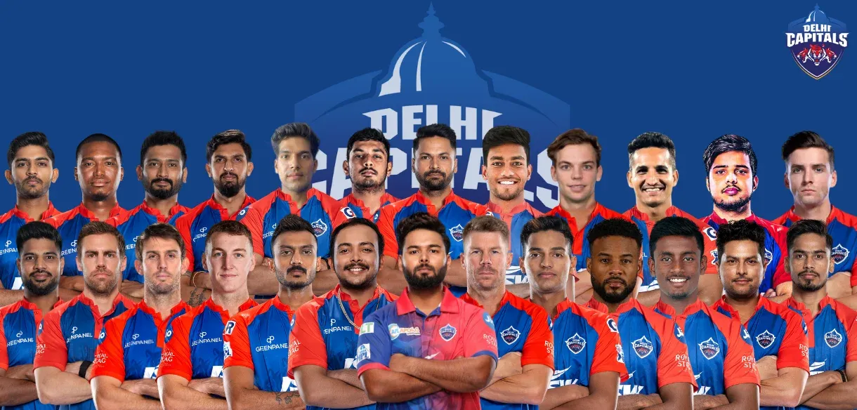 Delhi_Capitals_team_photo.webp